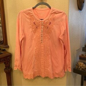 SOFT SURROUNDINGS Women Peach 3/4 Button Crochet Top Size Medium